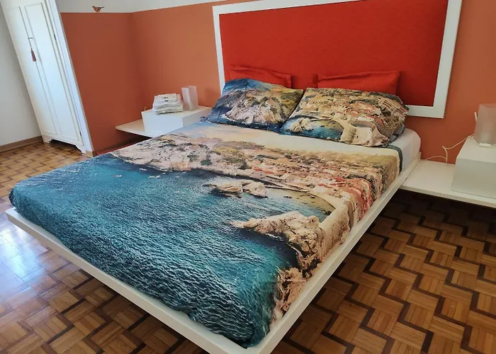 Flesia Home